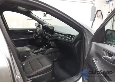 2023 Ford Escape St-Line z USA, uszkodzony, nr VIN 1FMCU9MN5PUA94032